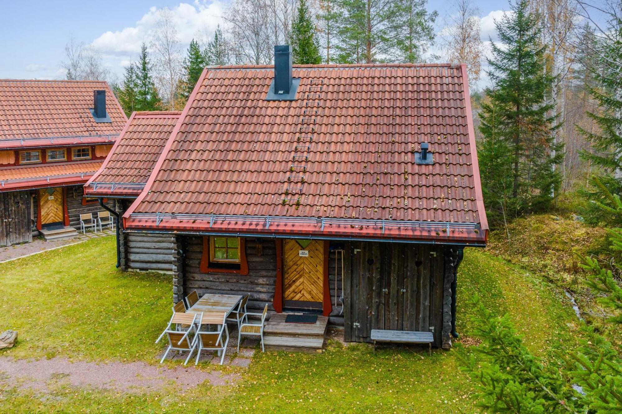 Sagolandsbyn Villa Мора Екстериор снимка