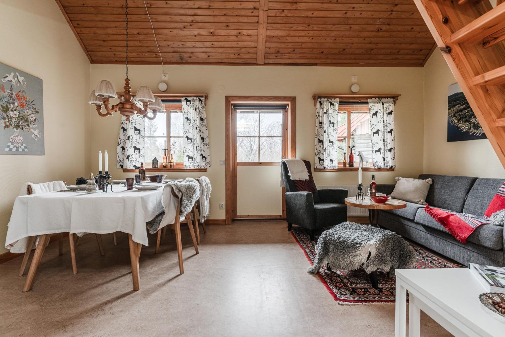 Sagolandsbyn Villa Мора Екстериор снимка